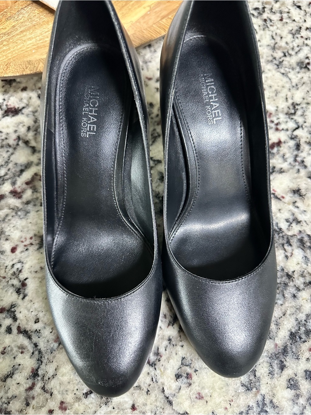 MICHAEL Michael Kors Black Leather Classic Pump Heels